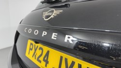 2024 (24) MINI COOPER 1.5 C Classic 3dr Auto 5948436