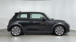 2024 (24) MINI COOPER 1.5 C Classic 3dr Auto 5948449