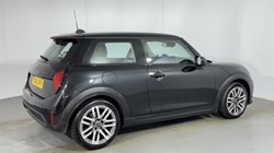 2024 (24) MINI COOPER 1.5 C Classic 3dr Auto 5948450