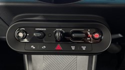 2024 (24) MINI COOPER 1.5 C Classic 3dr Auto 5948416