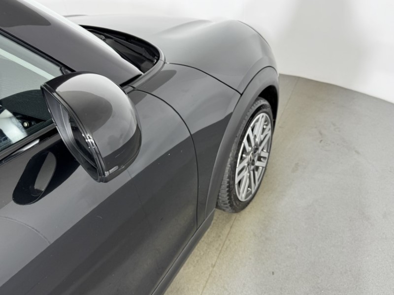 2024 (24) MINI COOPER 1.5 C Classic 3dr Auto 5948432