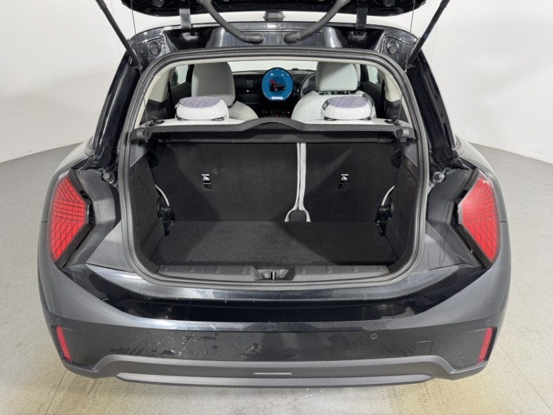 2024 (24) MINI COOPER 1.5 C Classic 3dr Auto 5948435