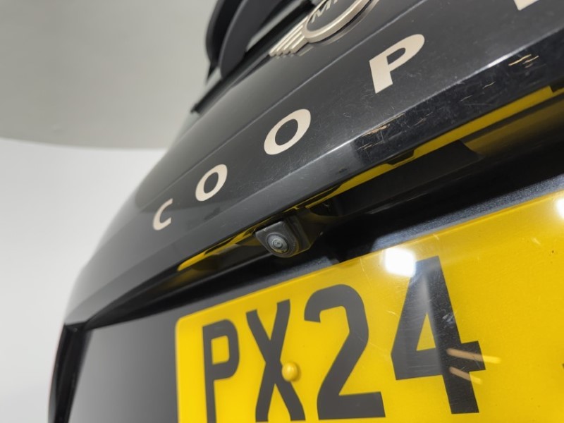 2024 (24) MINI COOPER 1.5 C Classic 3dr Auto 5948437