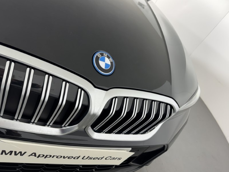 2026 (26) BMW 3 SERIES 330e 22.3 kWh M Sport 5dr Step Auto 5912134