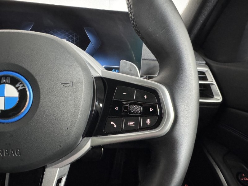 2026 (26) BMW 3 SERIES 330e 22.3 kWh M Sport 5dr Step Auto 5912091