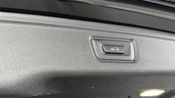 2026 (26) BMW 3 SERIES 330e 22.3 kWh M Sport 5dr Step Auto 5912146