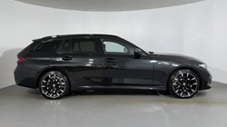 2026 (26) BMW 3 SERIES 330e 22.3 kWh M Sport 5dr Step Auto 5918100