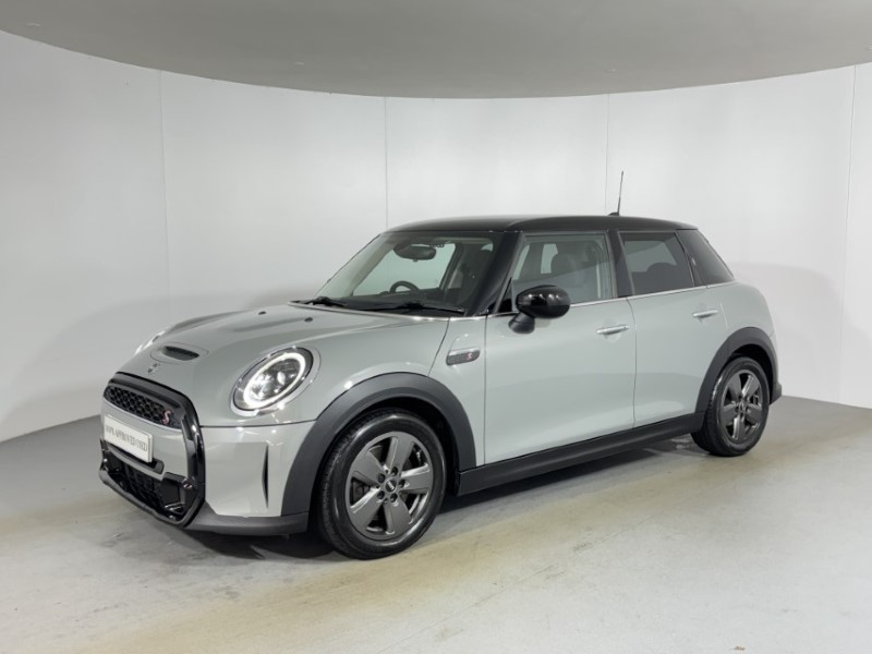 2022 (72) MINI HATCHBACK 2.0 Cooper S Classic 5dr Auto 5935309