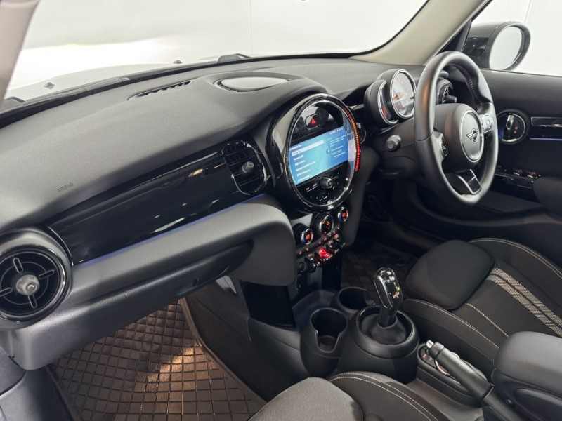 2022 (72) MINI HATCHBACK 2.0 Cooper S Classic 5dr Auto 5935302