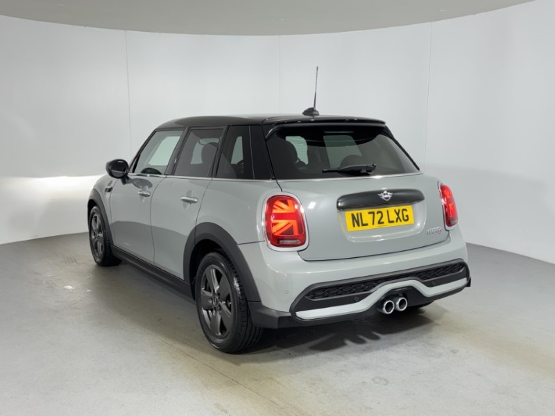 2022 (72) MINI HATCHBACK 2.0 Cooper S Classic 5dr Auto 5935307