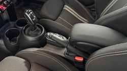 2022 (72) MINI HATCHBACK 2.0 Cooper S Classic 5dr Auto 5935304