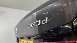2022 (22) BMW 5 SERIES 520d MHT SE 4dr Step Auto 5935583