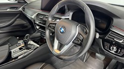 2022 (22) BMW 5 SERIES 520d MHT SE 4dr Step Auto 5935573