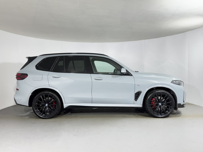 2024 (73) BMW X5 xDrive40d MHT M Sport 5dr Auto 5946524