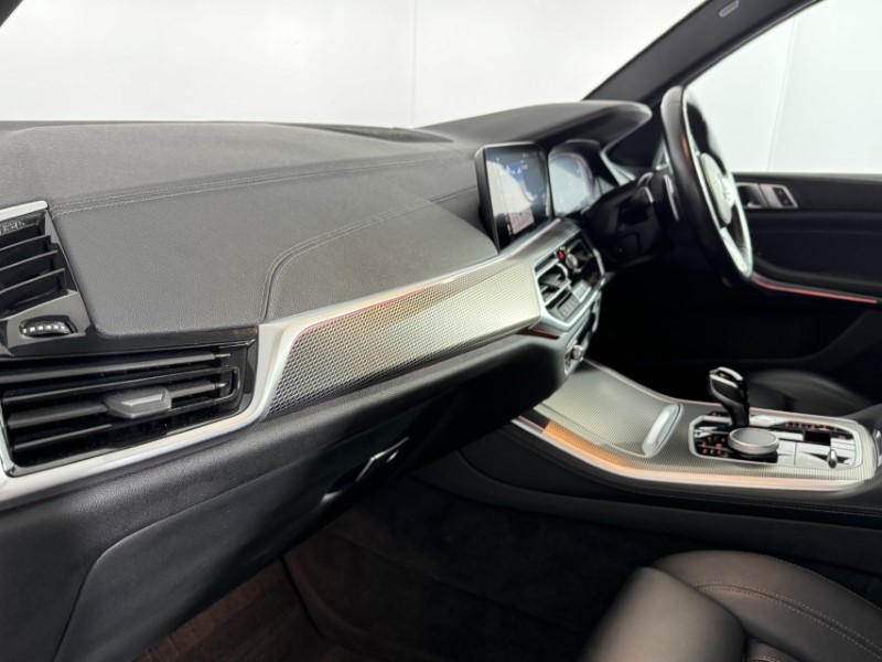 2022 (71) BMW X5 xDrive40d MHT M Sport 5dr Auto 5930421