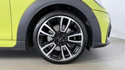 2023 (73) MINI HATCHBACK 2.0 Cooper S Sport Premium Plus 5dr Auto 5916622