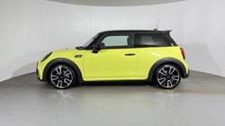 2023 (73) MINI HATCHBACK 2.0 Cooper S Sport Premium Plus 5dr Auto 5916649