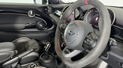 2023 (73) MINI HATCHBACK 2.0 Cooper S Sport Premium Plus 5dr Auto 5916617