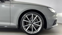 2018 (18) AUDI A4 2.0T FSI Black Edition 4dr S Tronic 5916747