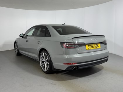 2018 (18) AUDI A4 2.0T FSI Black Edition 4dr S Tronic