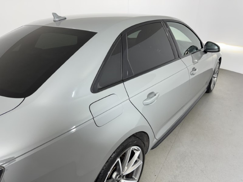 2018 (18) AUDI A4 2.0T FSI Black Edition 4dr S Tronic 5916750