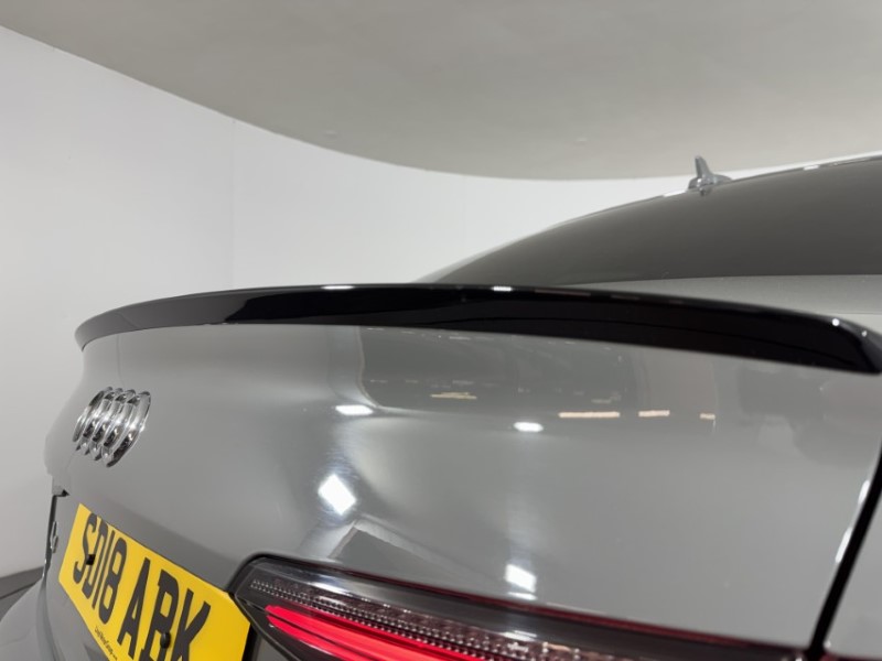 2018 (18) AUDI A4 2.0T FSI Black Edition 4dr S Tronic 5916752