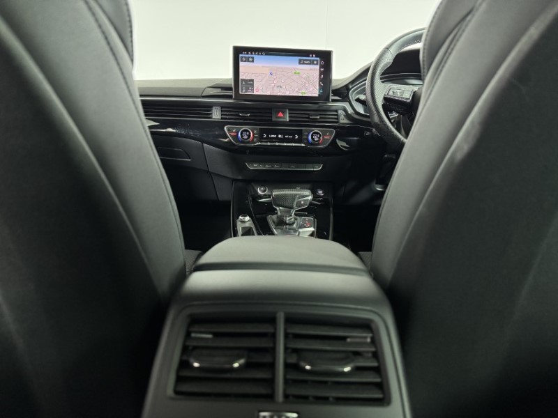 2022 (71) AUDI A5 40 TFSI 204 Black Edition 5dr S Tronic 5916423