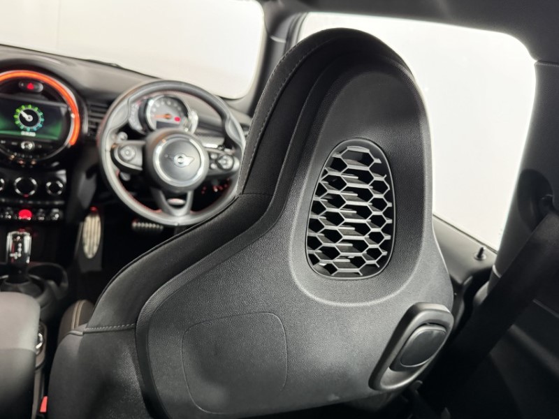 2019 (69) MINI HATCHBACK 2.0 Cooper S Sport II 3dr Auto T2 5962513