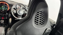 2019 (69) MINI HATCHBACK 2.0 Cooper S Sport II 3dr Auto T2 5962513