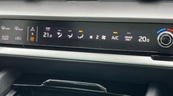 2025 (25) KIA SPORTAGE 1.6T GDi 207 HEV GT-Line S 5dr Auto AWD 4687730