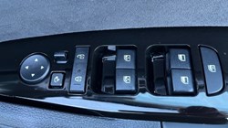 2025 (25) KIA SPORTAGE 1.6T GDi 207 HEV GT-Line S 5dr Auto 4694310