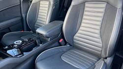2025 (25) KIA SPORTAGE 1.6T GDi 207 HEV GT-Line S 5dr Auto 4694330