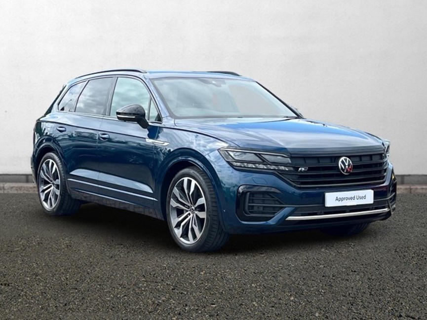 2020 (70) VOLKSWAGEN TOUAREG 3.0 V6 TDI 4Motion Black Edition 5dr Tip Auto