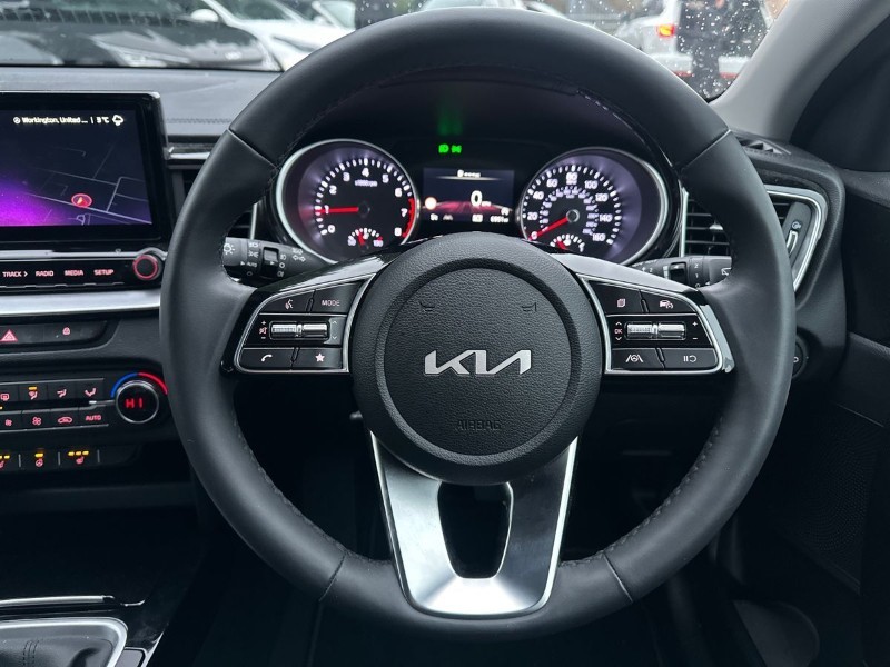 2025 (25) KIA CEED 1.5T GDi ISG 138 3 5dr 4938343