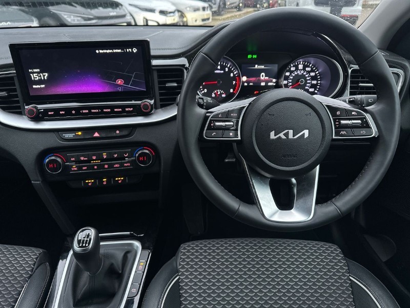 2025 (25) KIA CEED 1.5T GDi ISG 138 3 5dr 4938347