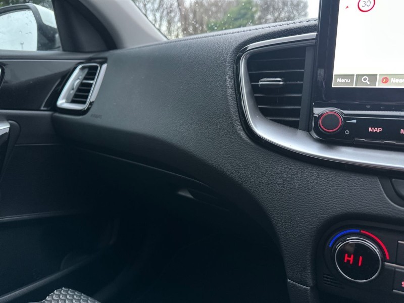 2025 (25) KIA CEED 1.5T GDi ISG 138 3 5dr 4938354