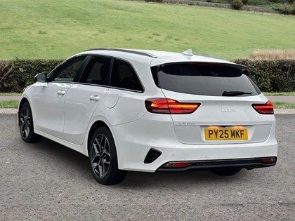 2025 (25) KIA CEED 1.5T GDi ISG 138 3 5dr