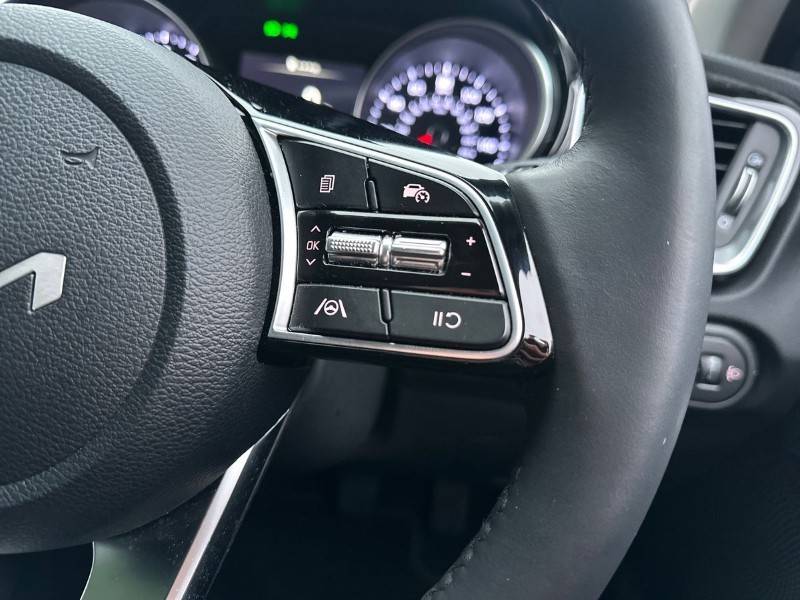 2025 (25) KIA CEED 1.5T GDi ISG 138 3 5dr 4938345