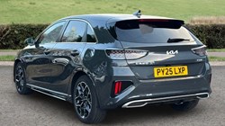 2025 (25) KIA CEED 1.5T GDi ISG 138 GT-Line 5dr 4900927