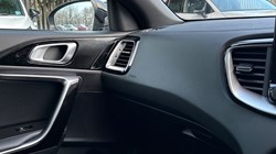 2025 (25) KIA CEED 1.5T GDi ISG 138 GT-Line 5dr 4900952