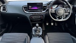 2025 (25) KIA CEED 1.5T GDi ISG 138 GT-Line 5dr 4900934