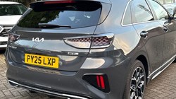 2025 (25) KIA CEED 1.5T GDi ISG 138 GT-Line 5dr 4900964