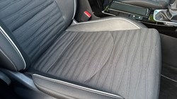 2025 (25) KIA CEED 1.5T GDi ISG 138 GT-Line 5dr 4900940