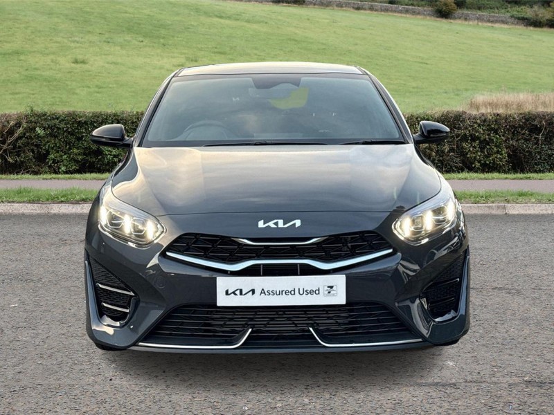 2025 (25) KIA CEED 1.5T GDi ISG 138 GT-Line 5dr 4900932