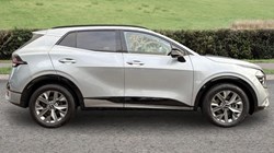 2024 (74) KIA SPORTAGE 1.6T GDi 207 HEV GT-Line S 5dr Auto 4515240