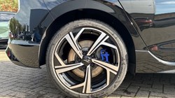 2025 (25) VOLKSWAGEN GOLF 2.0 TSI 300 R 5dr 4MOTION DSG 4539435