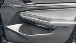 2025 (25) VOLKSWAGEN GOLF 2.0 TSI 300 R 5dr 4MOTION DSG 4539438