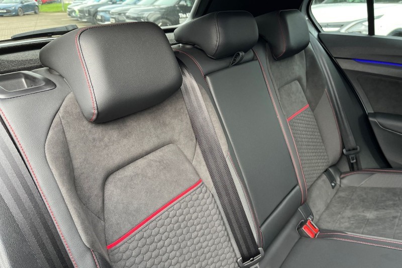 2025 (25) VOLKSWAGEN GOLF 2.0 TSI 300 GTI Clubsport 5dr DSG 4888578