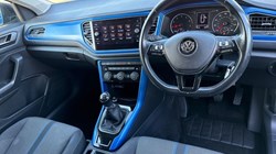 2018 (18) VOLKSWAGEN T-ROC 1.0 TSI Design 5dr 4580342