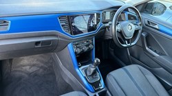2018 (18) VOLKSWAGEN T-ROC 1.0 TSI Design 5dr 4580361